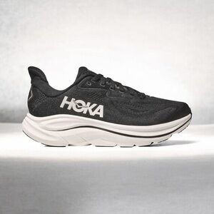 Hoka One One Black & White Clifton 10 Running Shoe Box Label, SIZE 8D